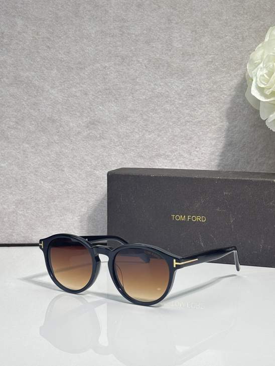 Picture of Tom Ford Sunglasses _SKUfw79760133fw
